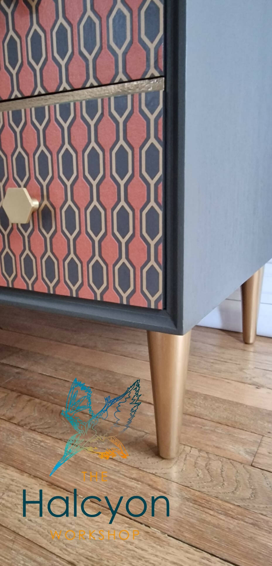Meredew Vintage Chest of Drawers