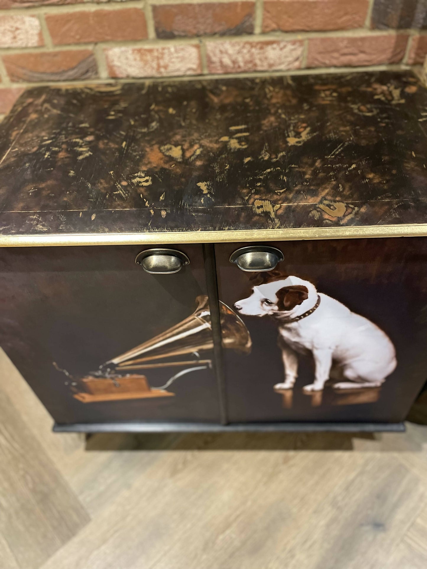 Vintage Media/vinyl player unit sideboard (SOLD)