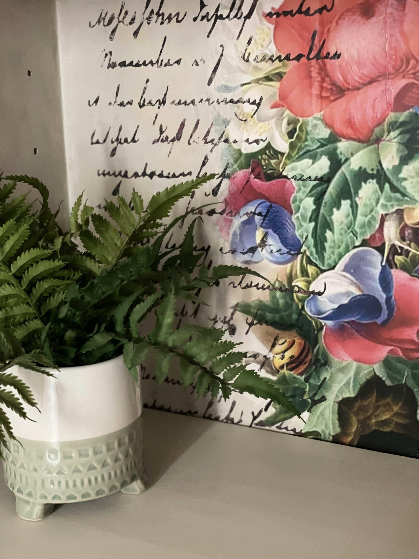 Stunning Skull & Flowers Display Shelf, Bookcase