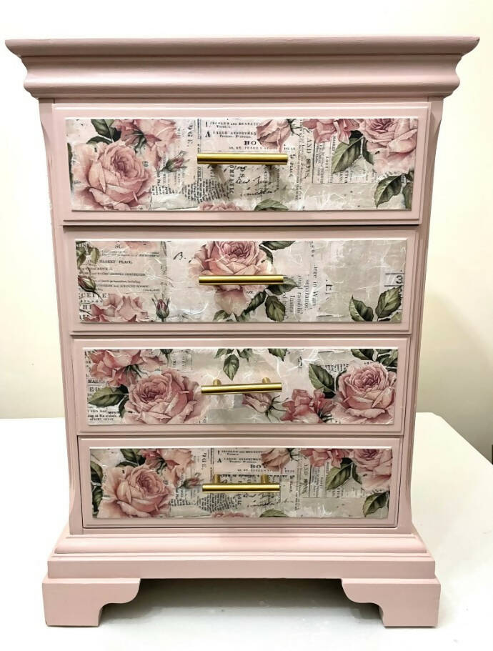 SOLD SOLD Vintage pink bedside cabinets