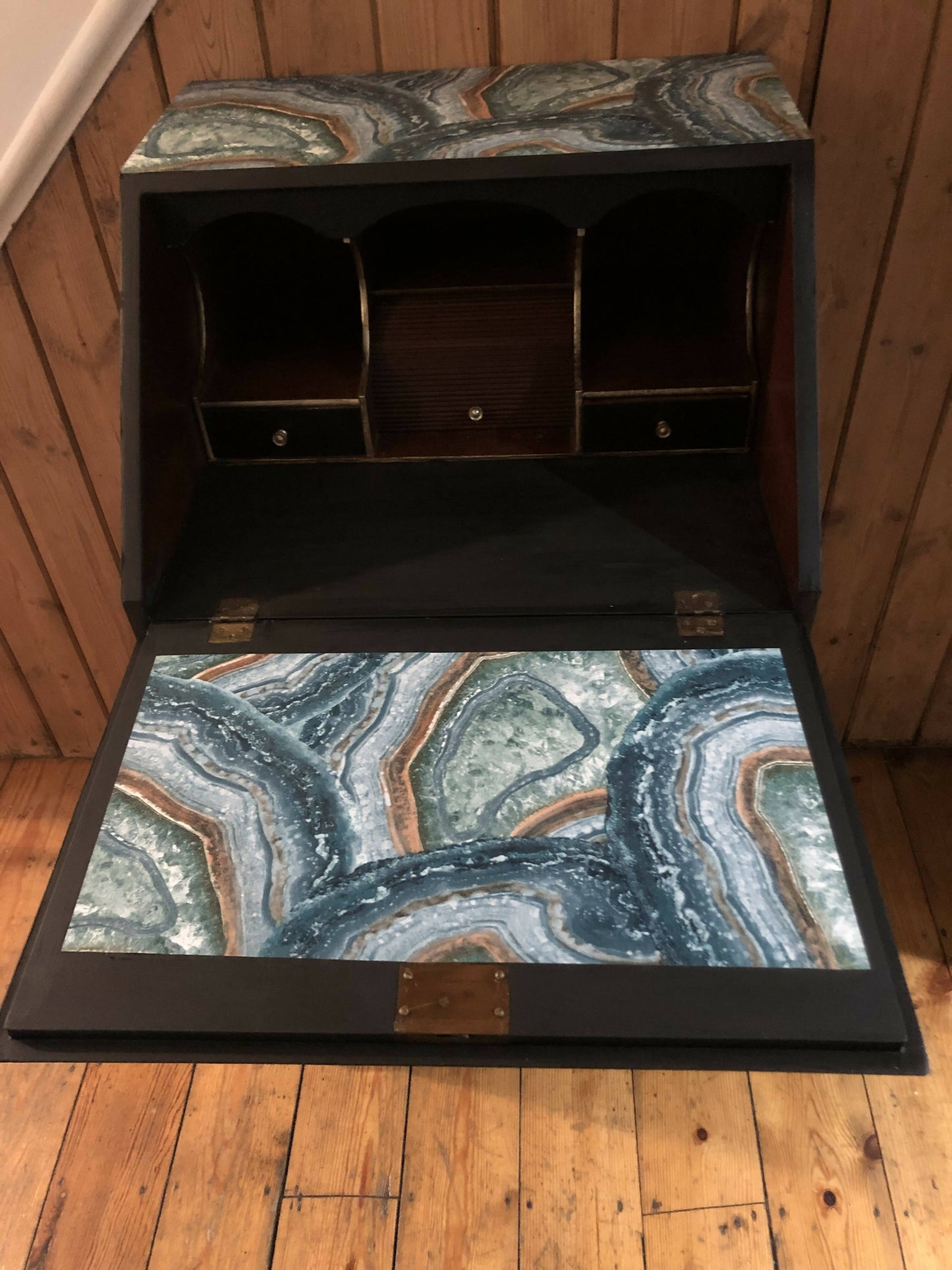 Bureau up cycled