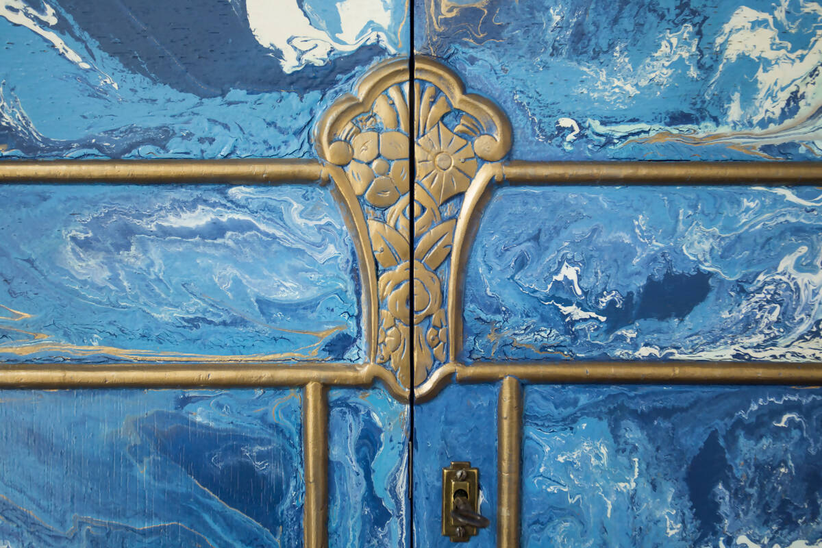 Marbled 'Bardrobe' - Wardrobe Converted Into Drinks Cabinet