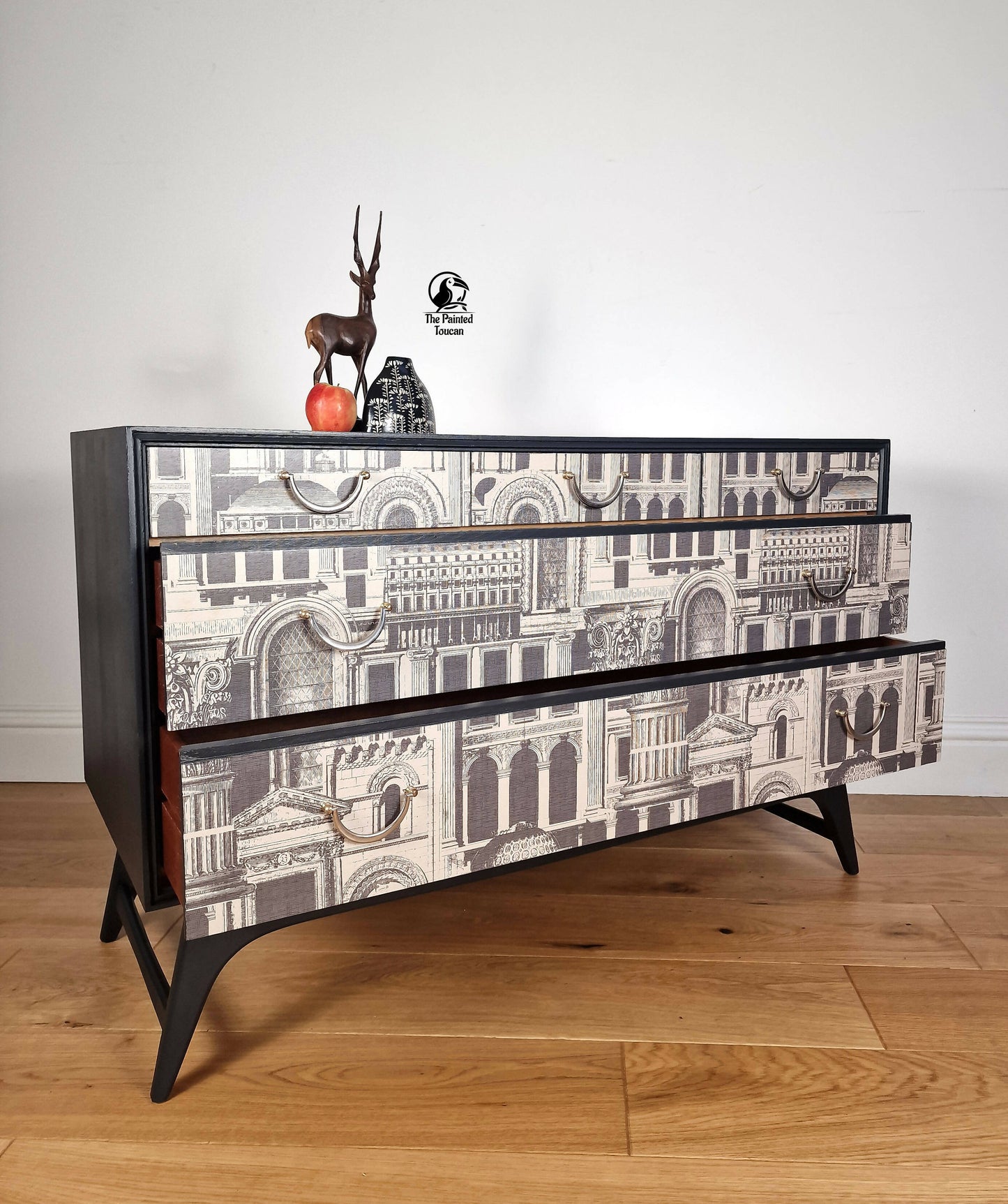 Mid-century Meredew Tola Chest of Drawers Black
