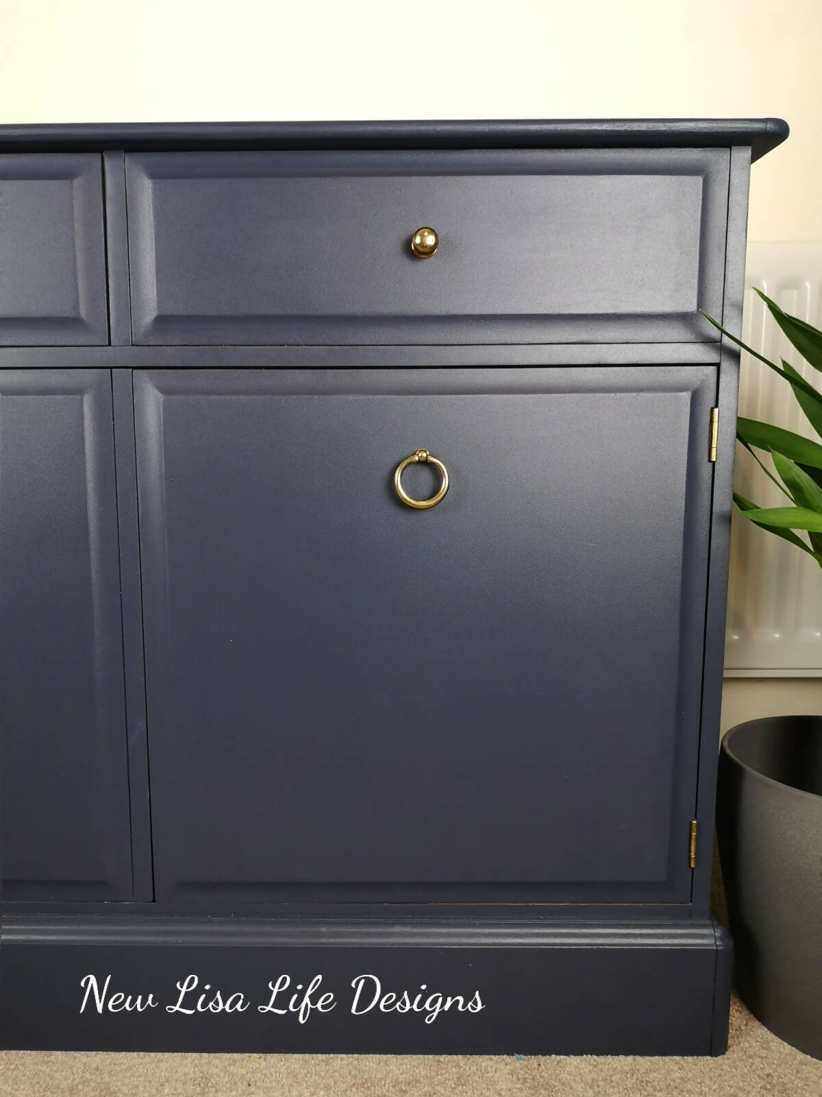 Stag Minstrel Drinks Cabinet / Sideboard - Midnight Blue