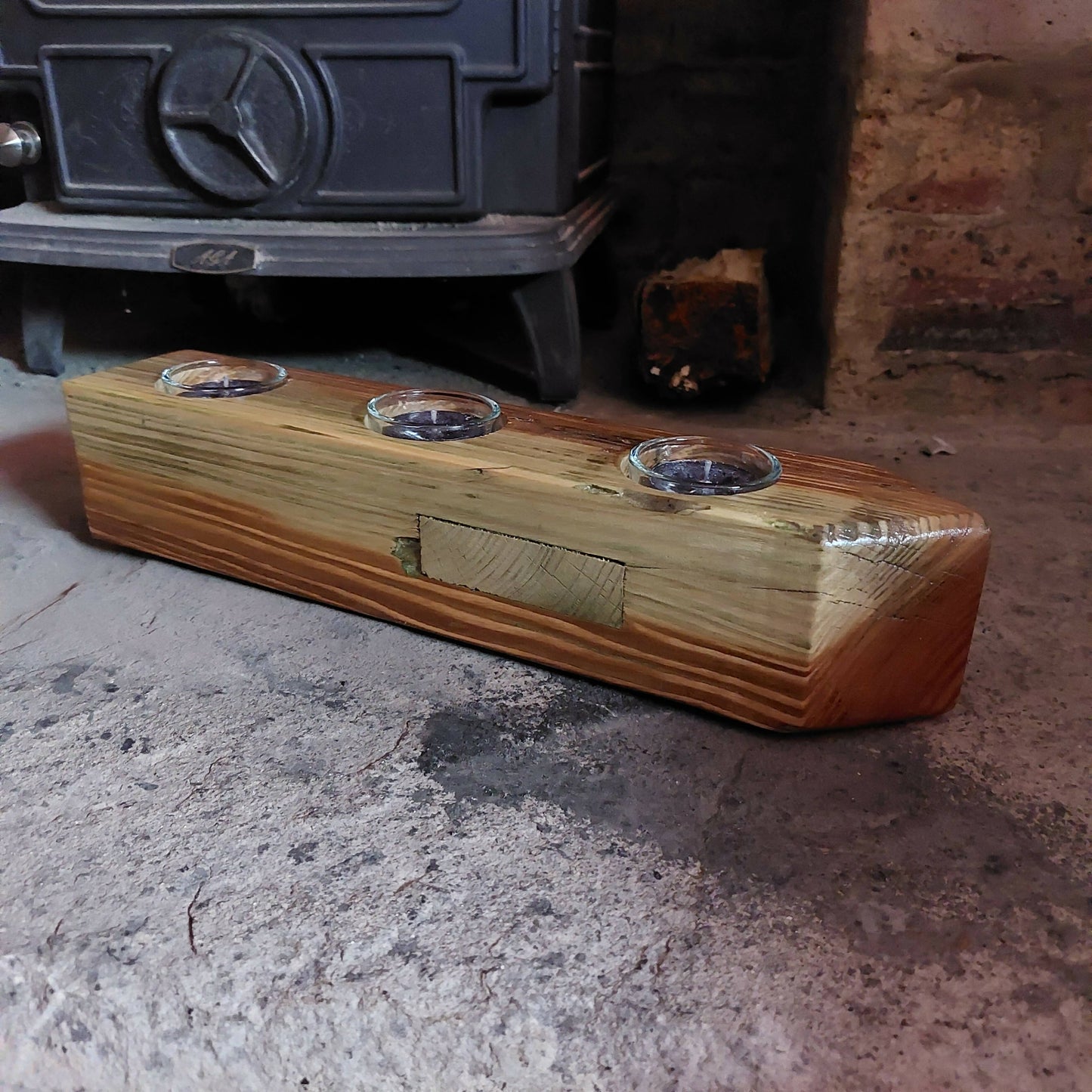 TEA LIGHT HOLDER RECYCLED TIMBER WITH GLASS LIGHT HOLDERS