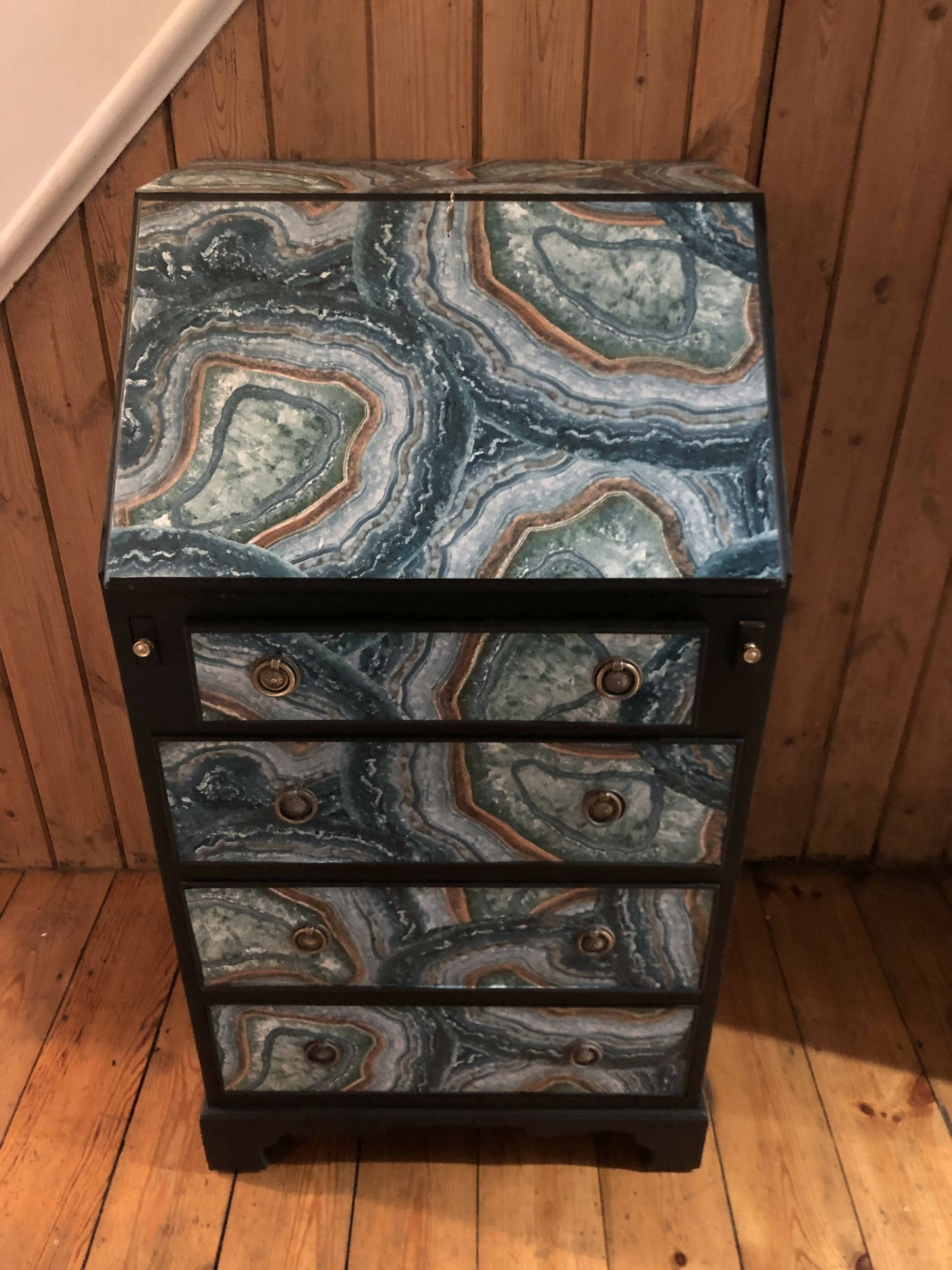 Bureau up cycled