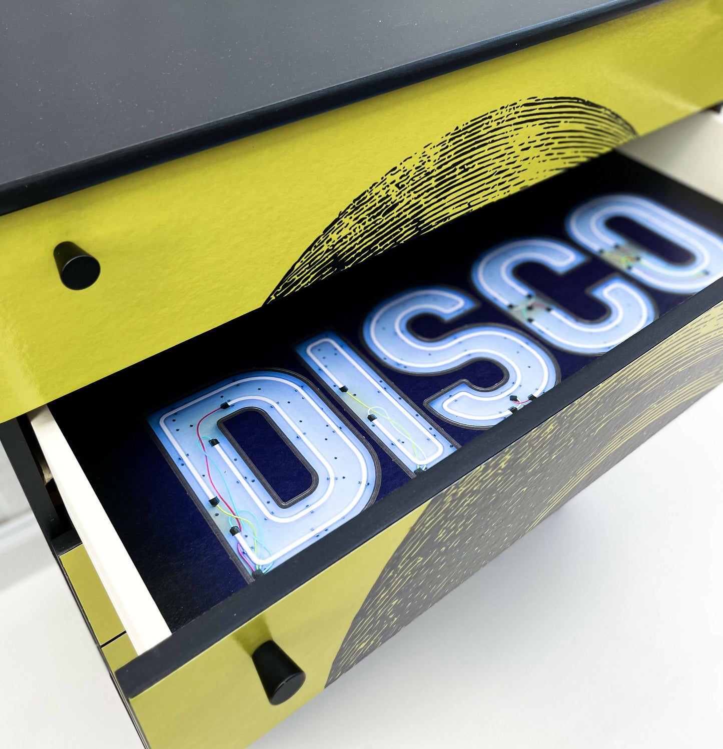 Bespoke Mid-Century Modern Chest of Drawer With Retro Eye Design in Yellow Background. Vintage Painted Chest of Drawer.