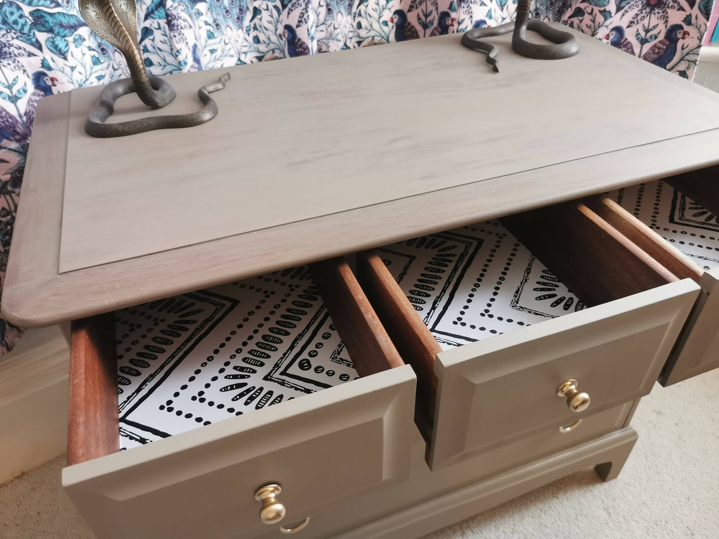 Vintage Stag Minstrel Chest of Drawers