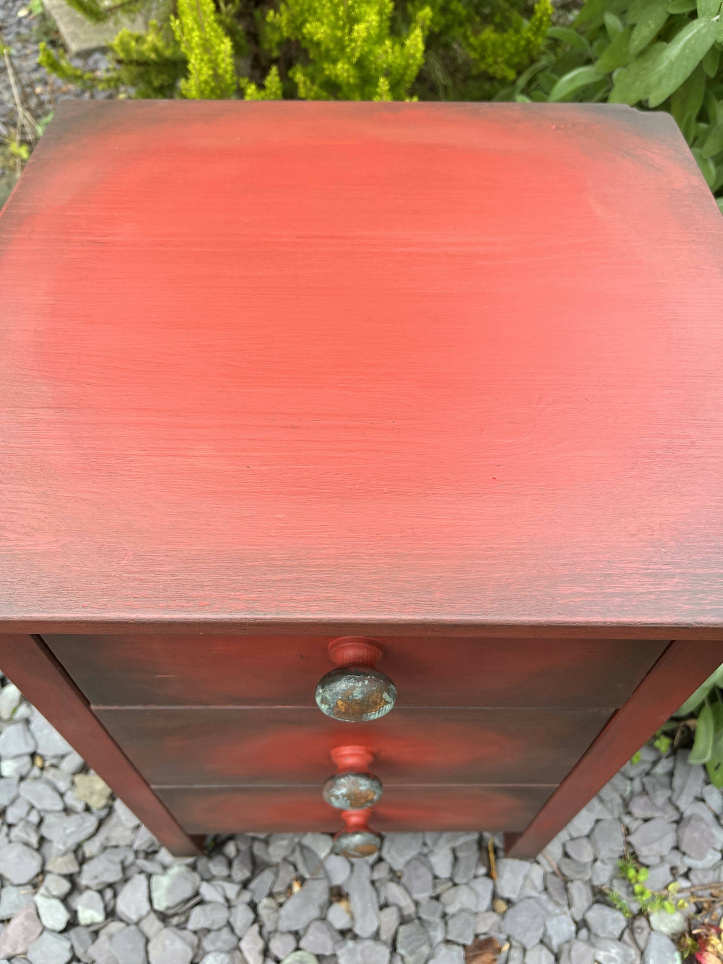 Bedside cabinet with drawers