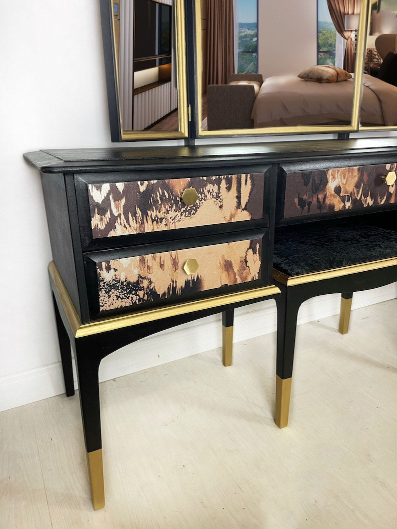 Stag Dressing Table in Black and Gold