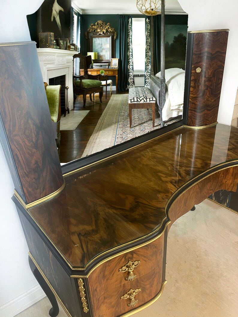 Vintage Black, Green and exposed luxury wood Dressing Table