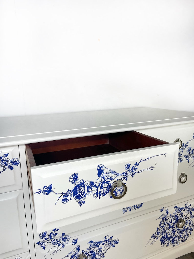 White and Blue Stag Captains Chest Peaceful Flight