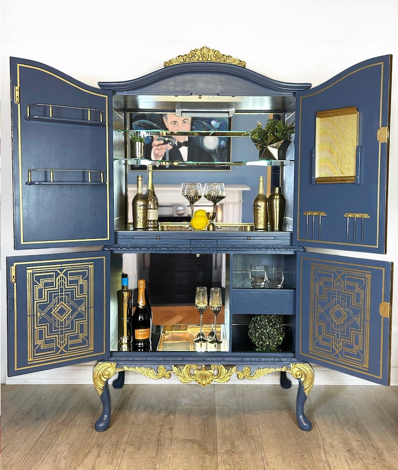 Art Deco Queen Anne Drinks Cocktail Cabinet