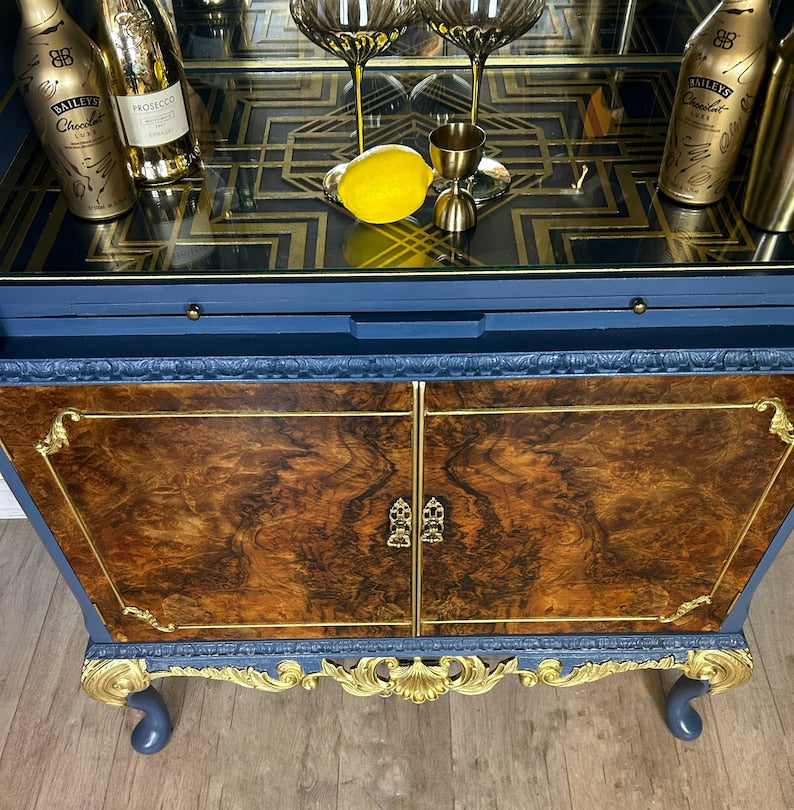 Art Deco Queen Anne Drinks Cocktail Cabinet