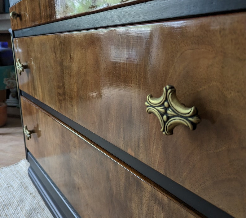 Art Deco Walnut Chest of Drawers