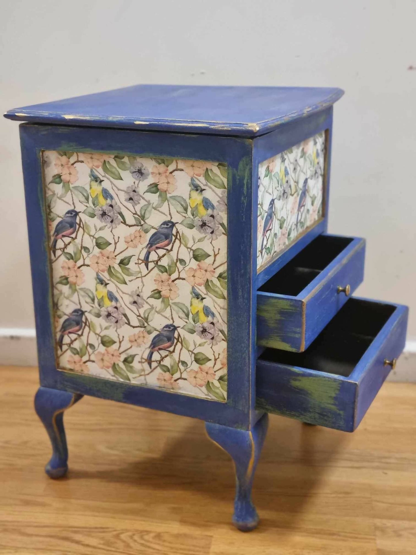 Sewing table ,storage box, bedside