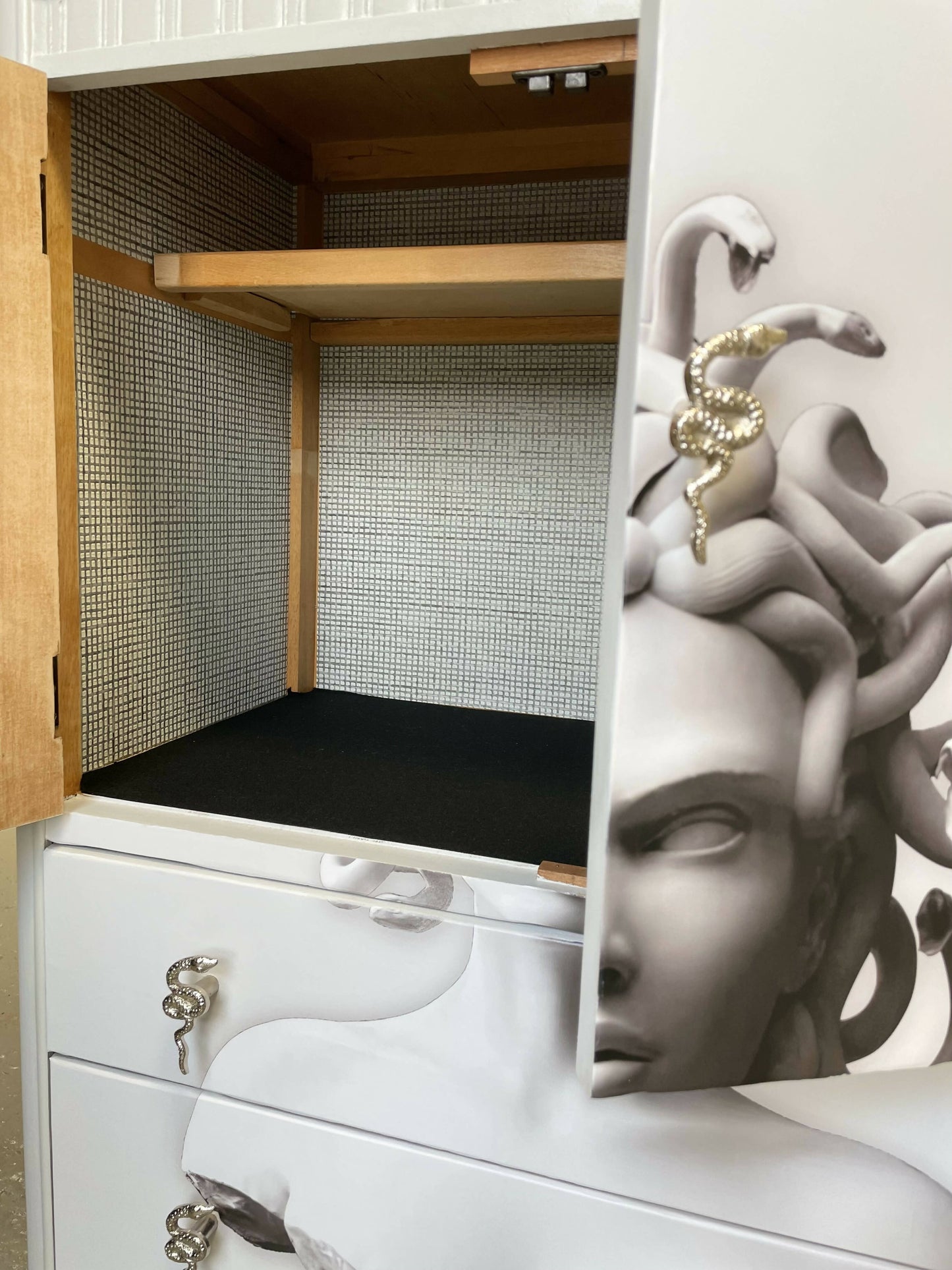 White Medusa cabinet Harris Lebus / Vintage Kitchen Cupboard