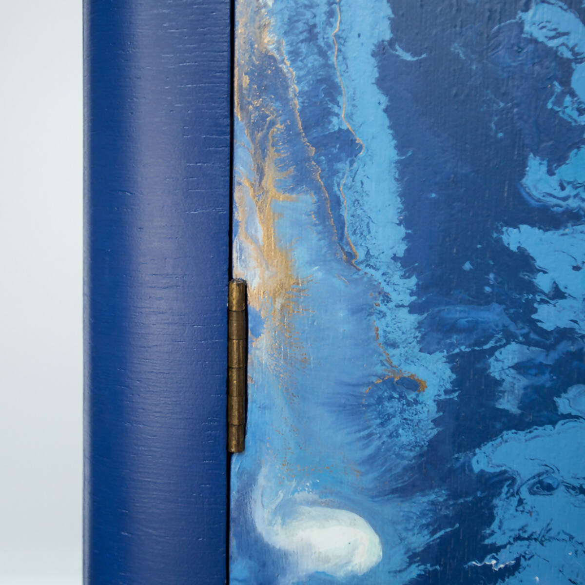 Marbled 'Bardrobe' - Wardrobe Converted Into Drinks Cabinet