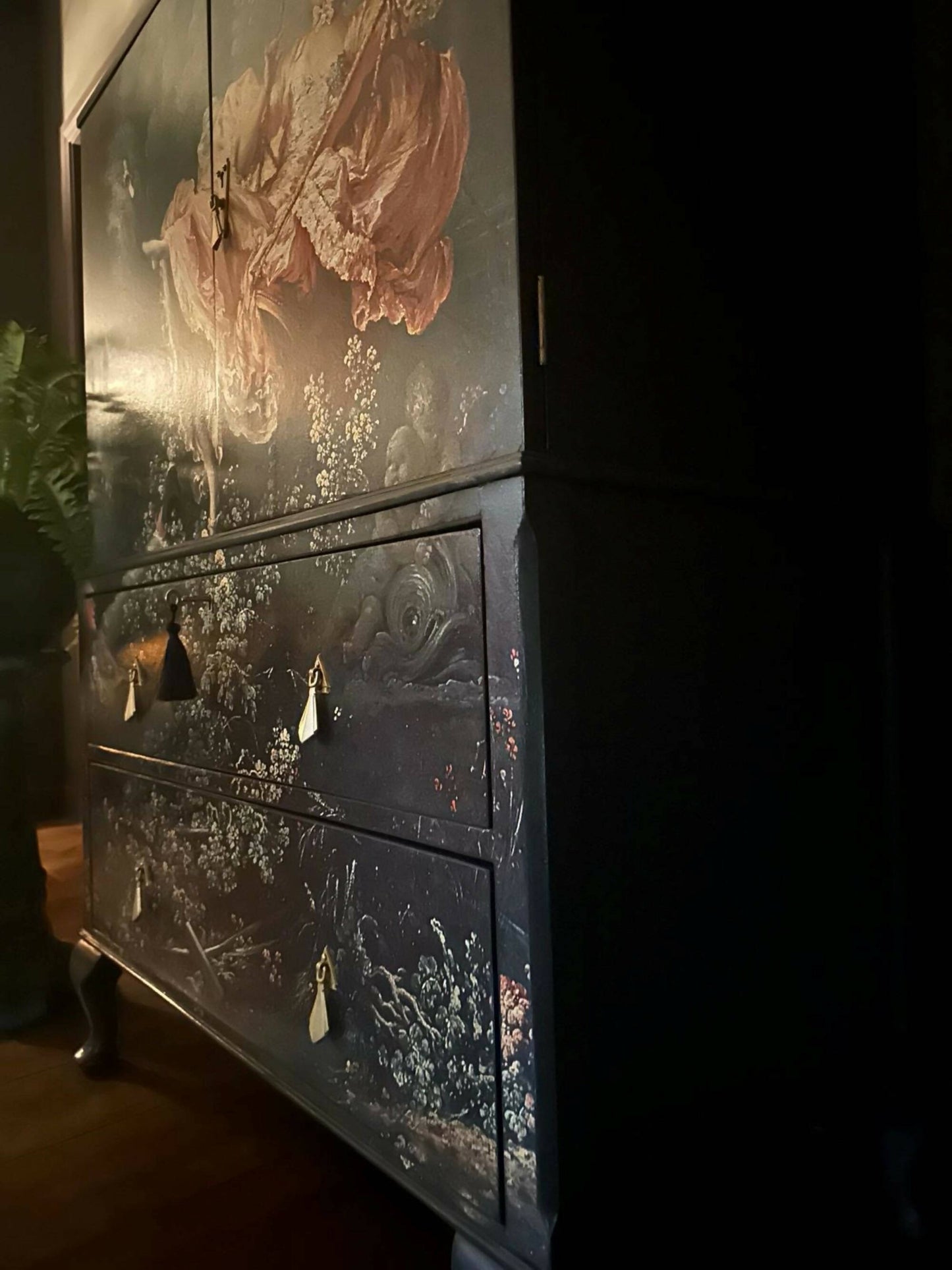 Tall Dark Art Deco Drinks Cabinet / Linen Cupboard