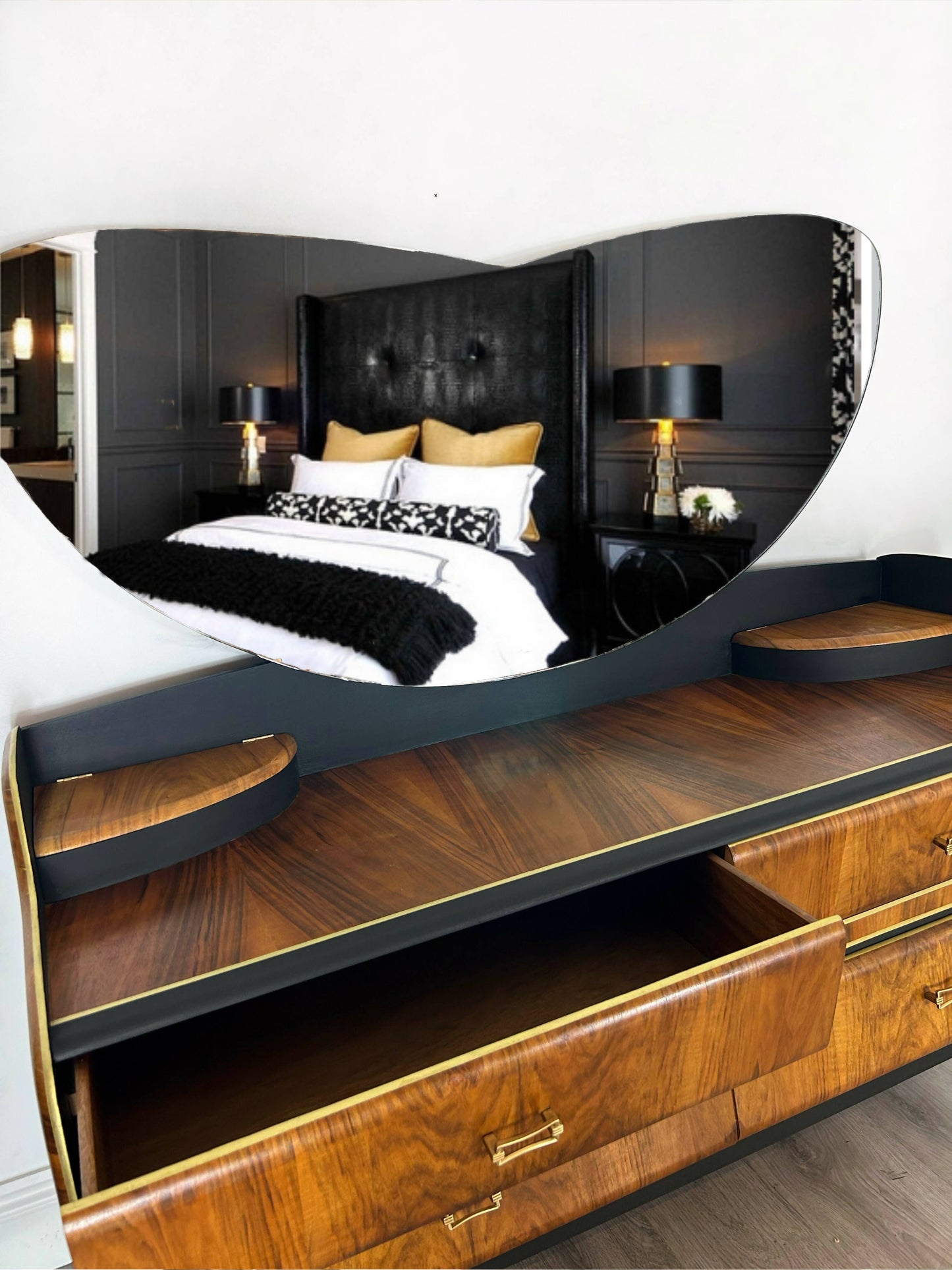 Black and Gold Dressing Table