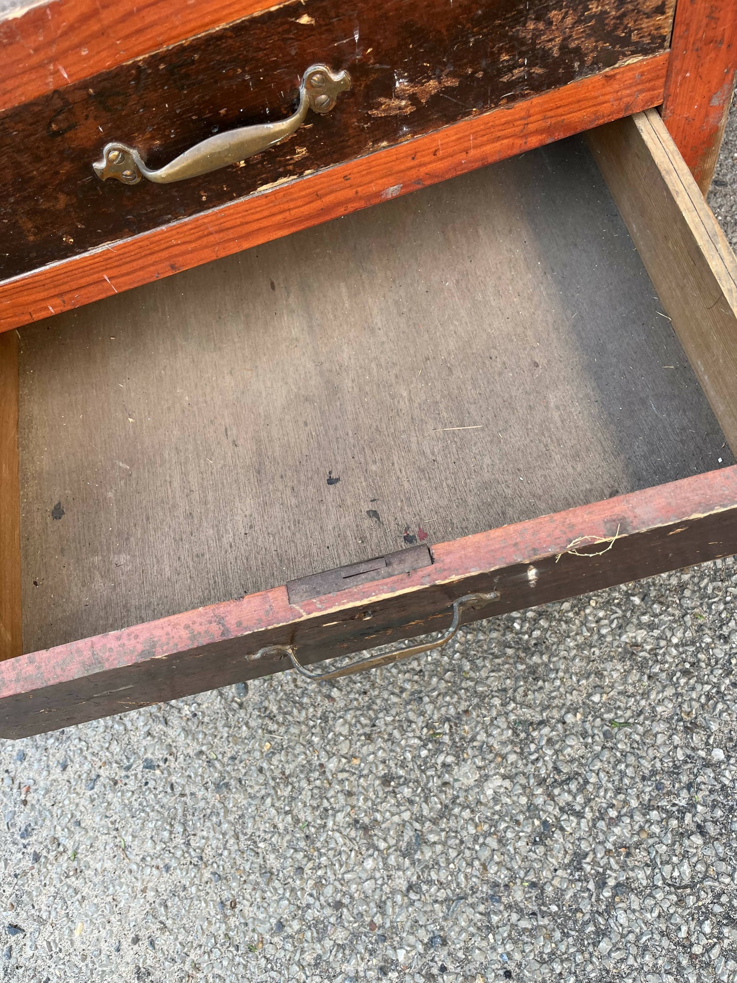 Old desk for upcycling