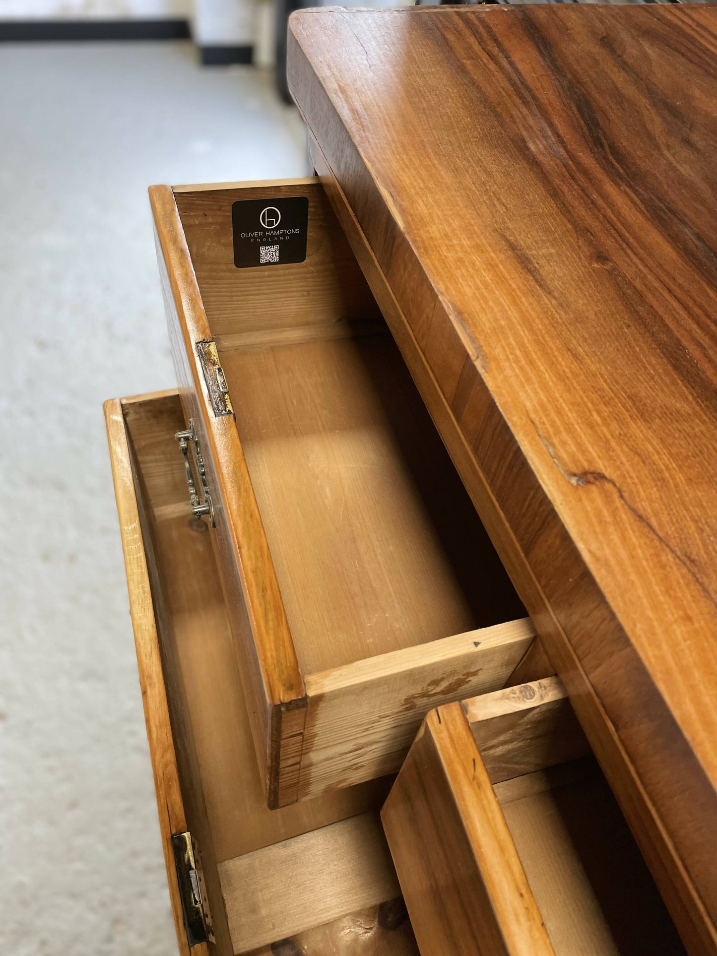 Victorian solid wood chest of drawers