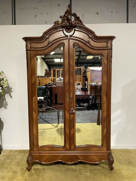 large_continental-armoire-early-20th-century-sku64889383_0 (3)