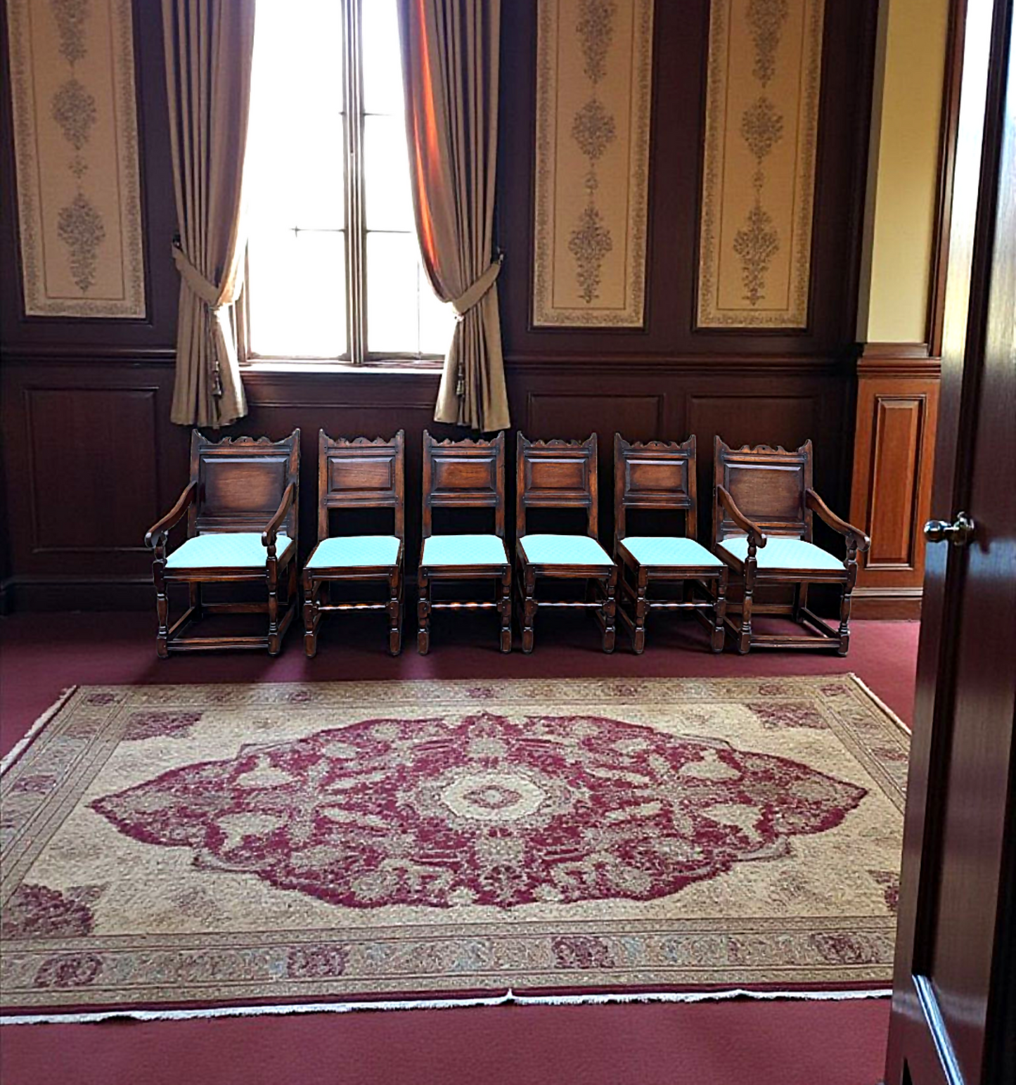 Set of Six Oak Dining Chairs 4+2