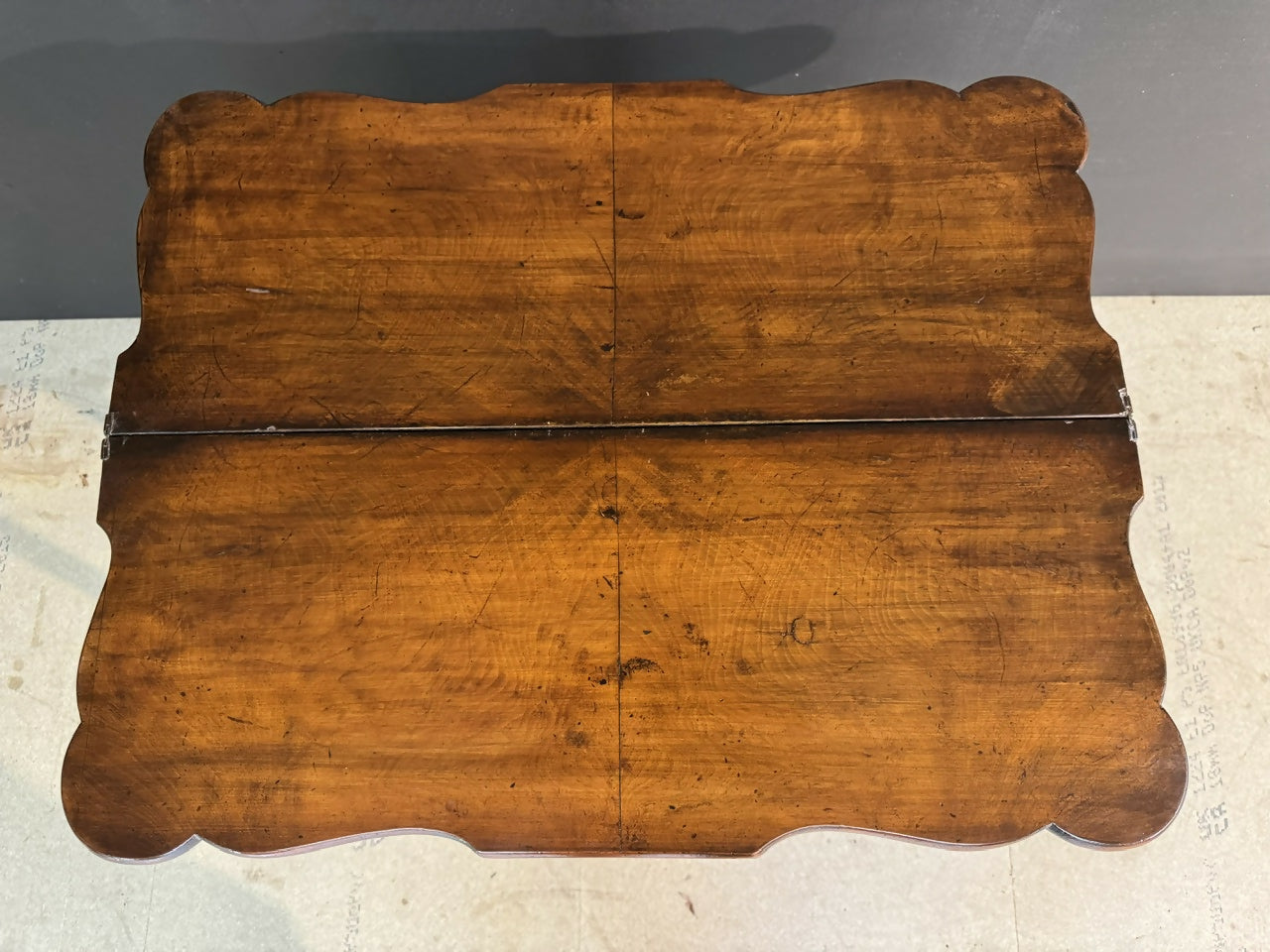 Pretty Walnut Queen Anne Style Tea Table