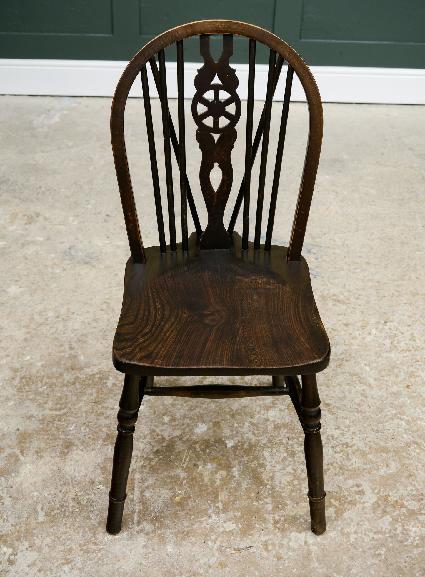 4 Elm & Ash Wheel back Windsor Dining Chairs