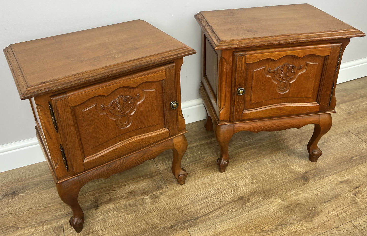 Pair of Bedside Tables Vintage French Louis Oak Nightstands Cabinets LOT 6219