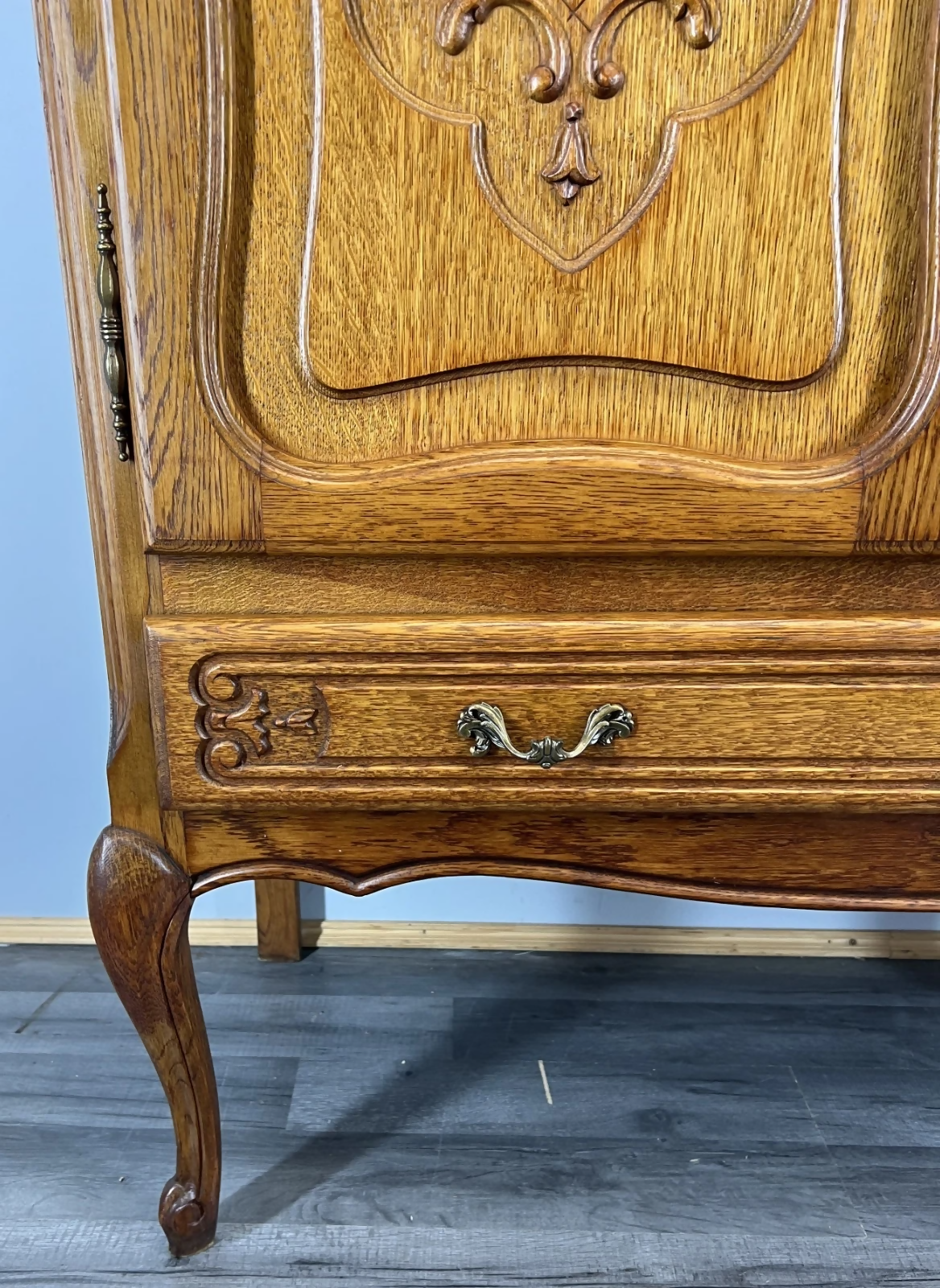 Cabinet Vintage French Louis XVI Style Oak Cupboard Carved Nightstand LOT 24342