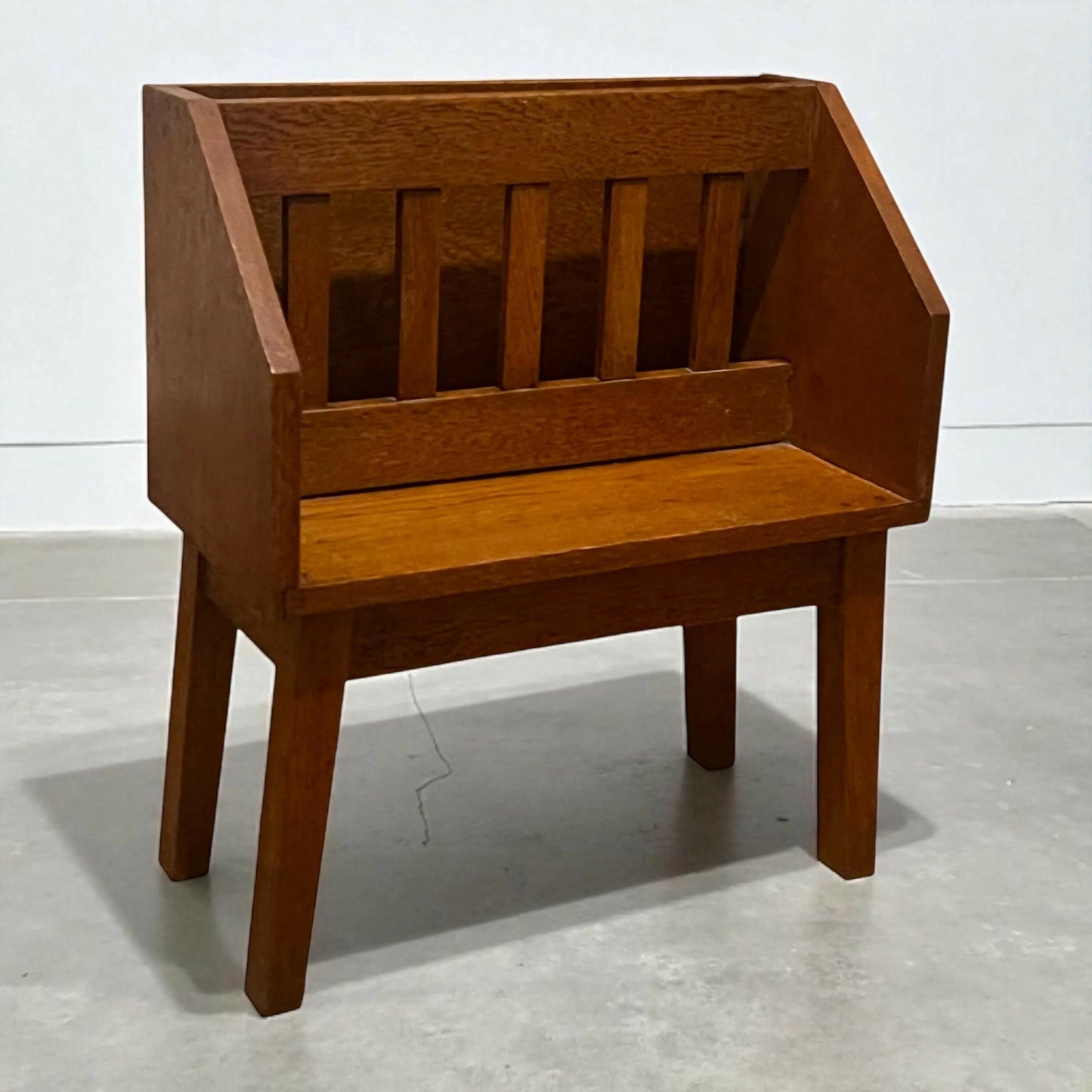Vintage Art Deco period Oak book and magazine rack