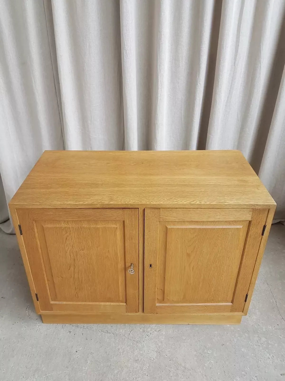 Vintage Mid Century Danish Oak Compact Sideboard Media Cabinet Scahdi Retro R516
