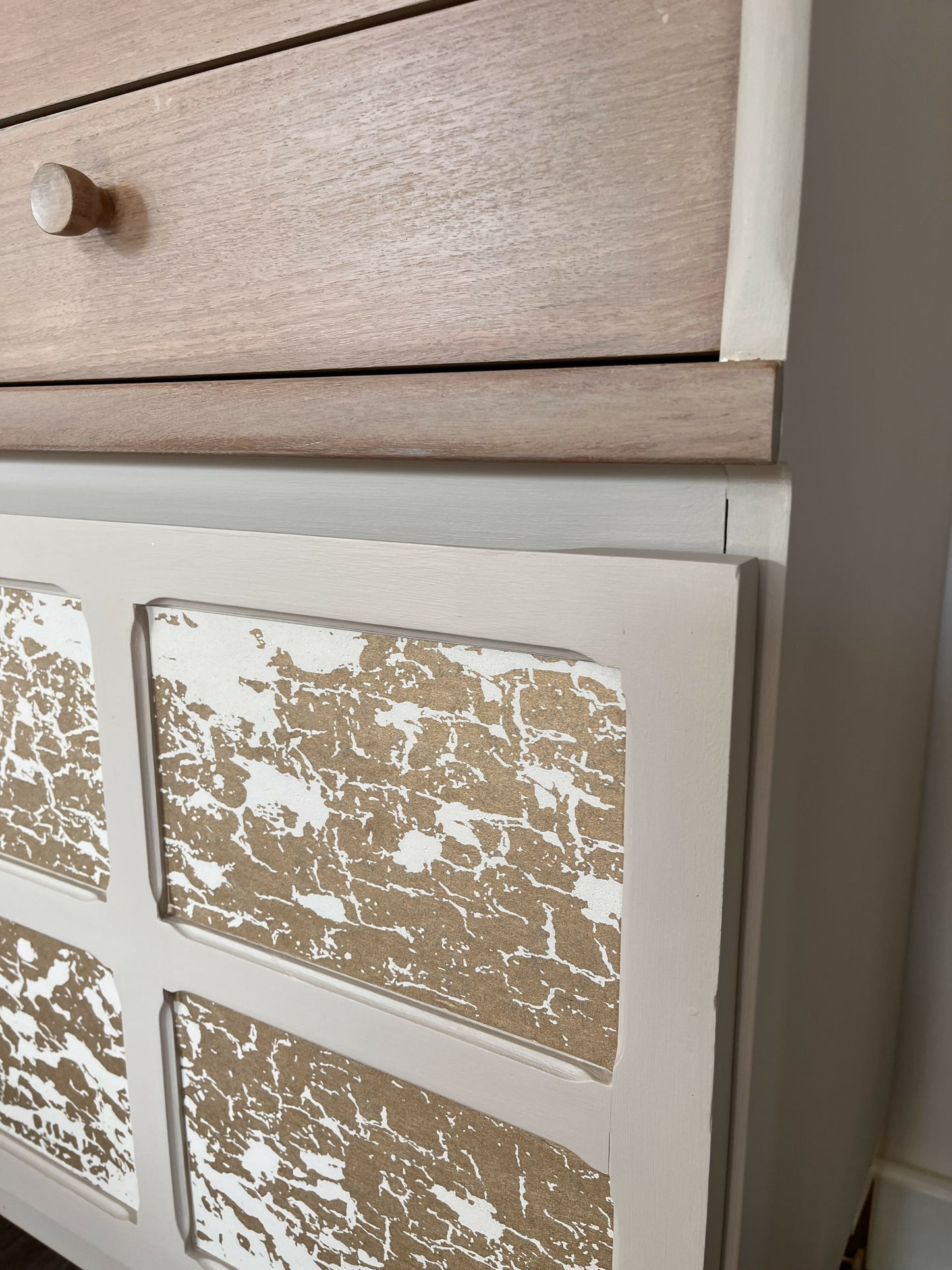 Nathan Squares Glamorous Gold Drinks Cabinet