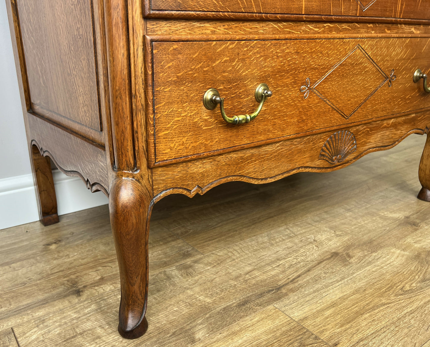 Chest of Drawers Vintage French Louis Oak 3 Drawers Carved Cabinet LOT 6261