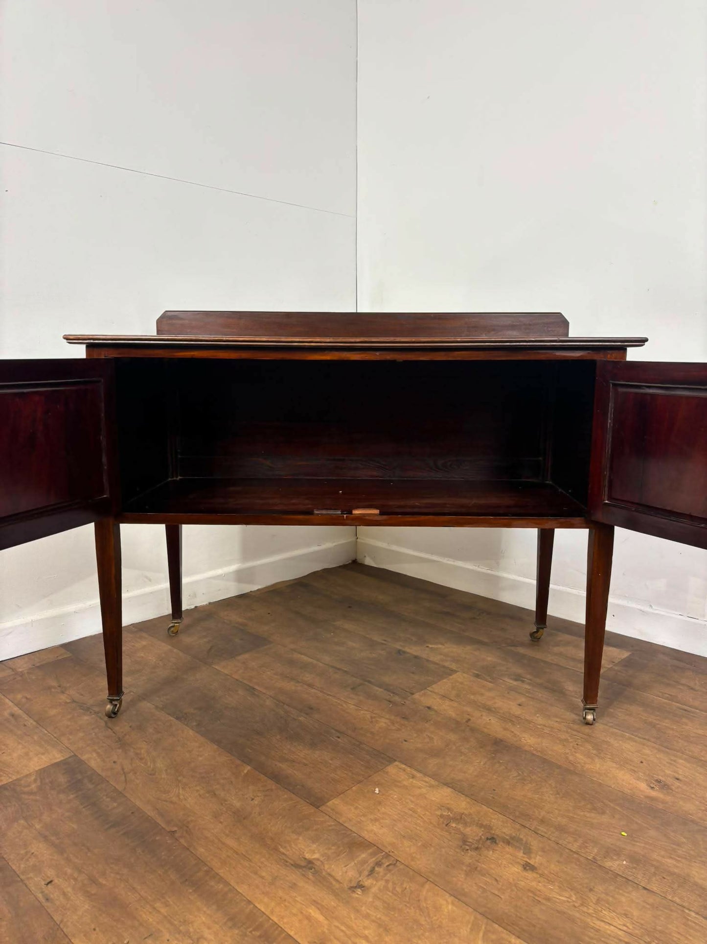 Edwardian Mahogany Inlaid Washstand