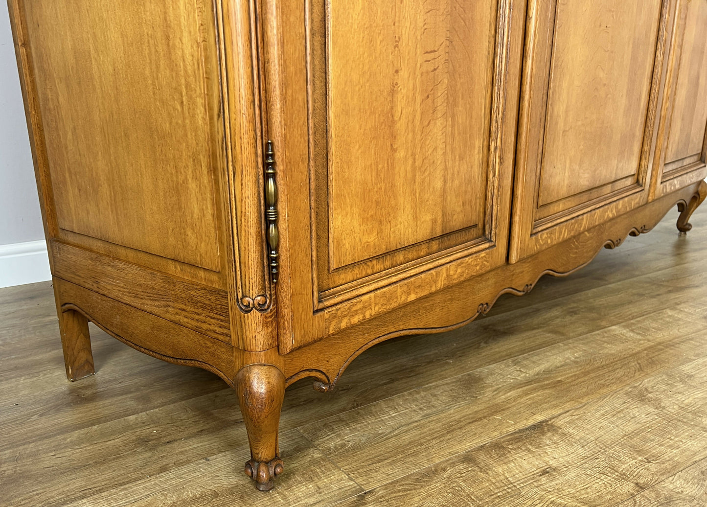 Wardrobe Vintage French Louis XVI Style Oak Three Door Carved Armoire LOT 6492