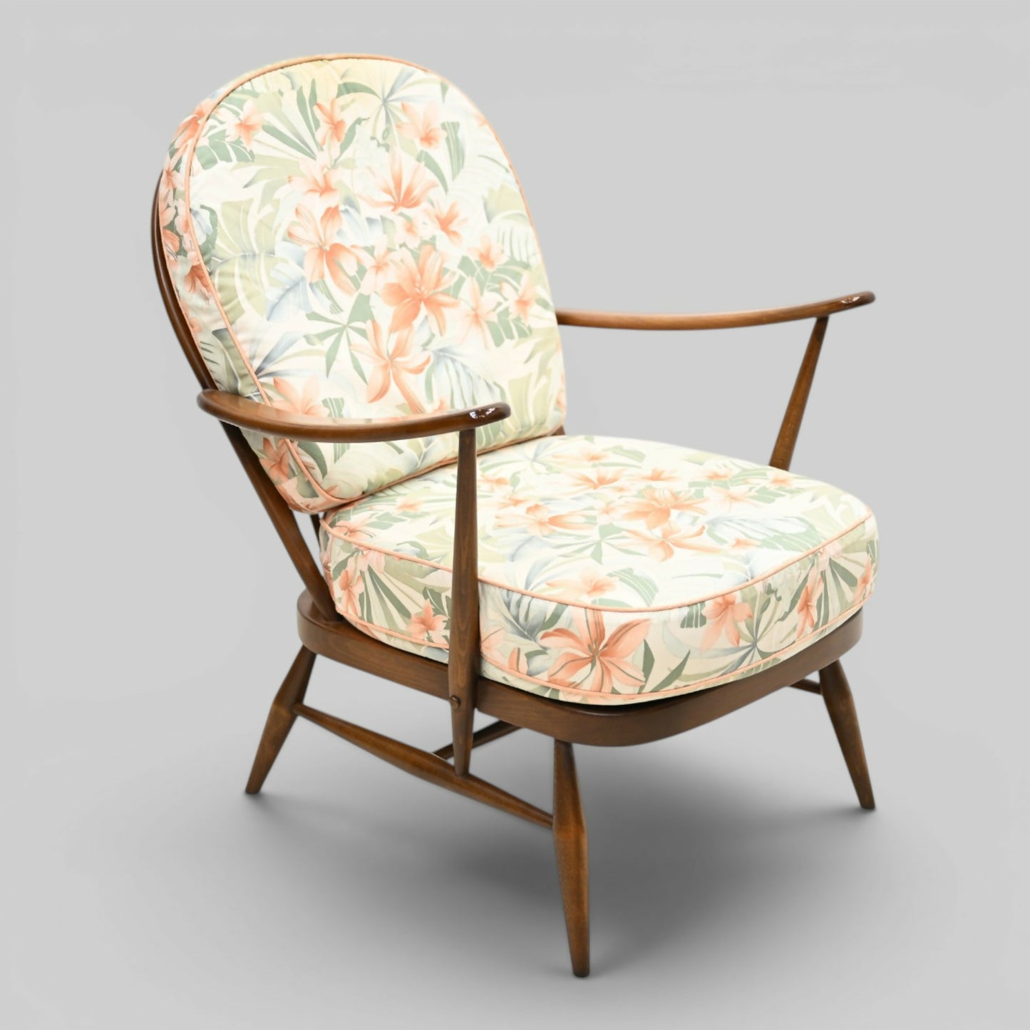 Ercol Windsor Easy Chair Model 203 1970s Gold Label Good Webbing FREE Delivery
