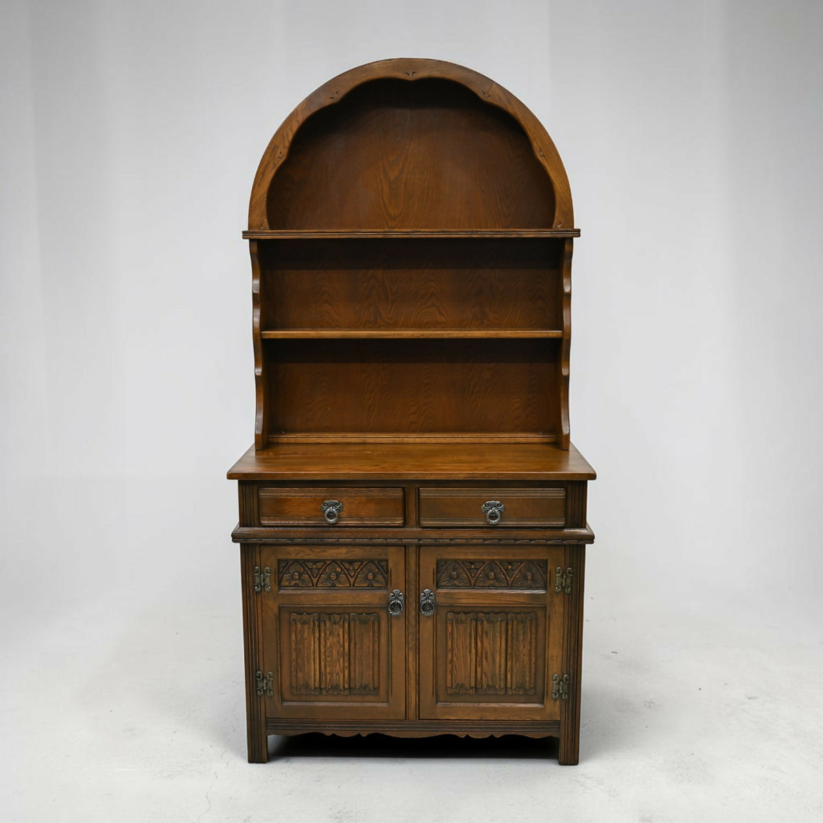 Old Charm Dome Oak Dresser In Light Oak Finish Tudor Style FREE UK Delivery