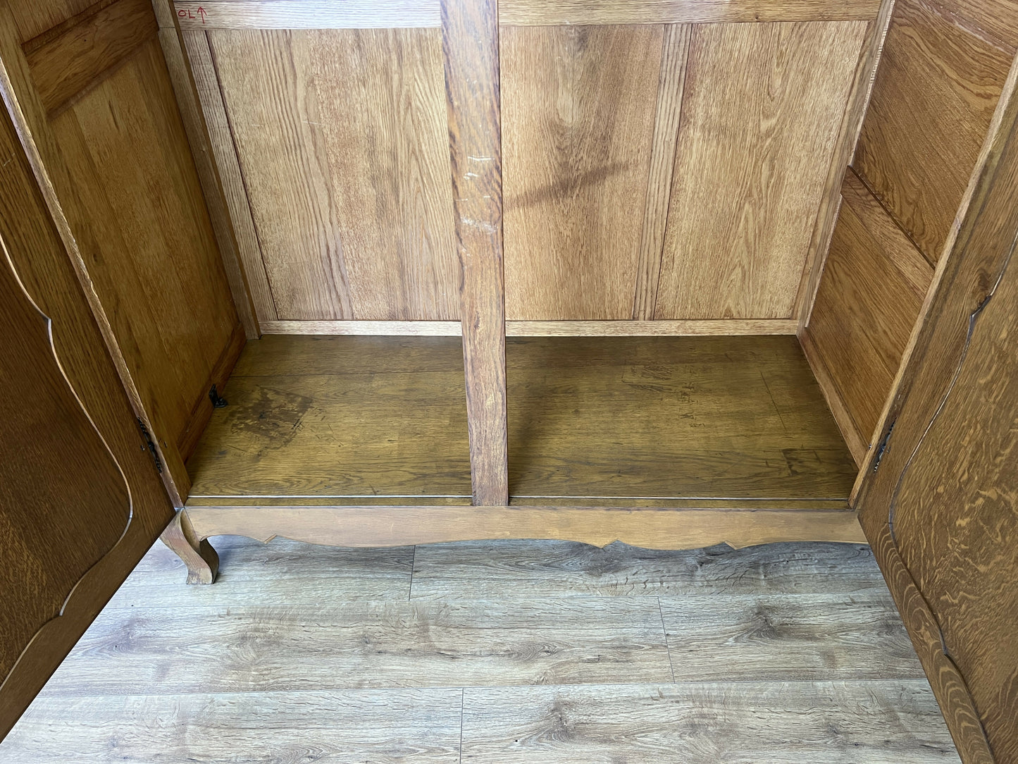 Wardrobe Vintage French Louis XVI Style Oak Triple Door Carved Armoire LOT 6467