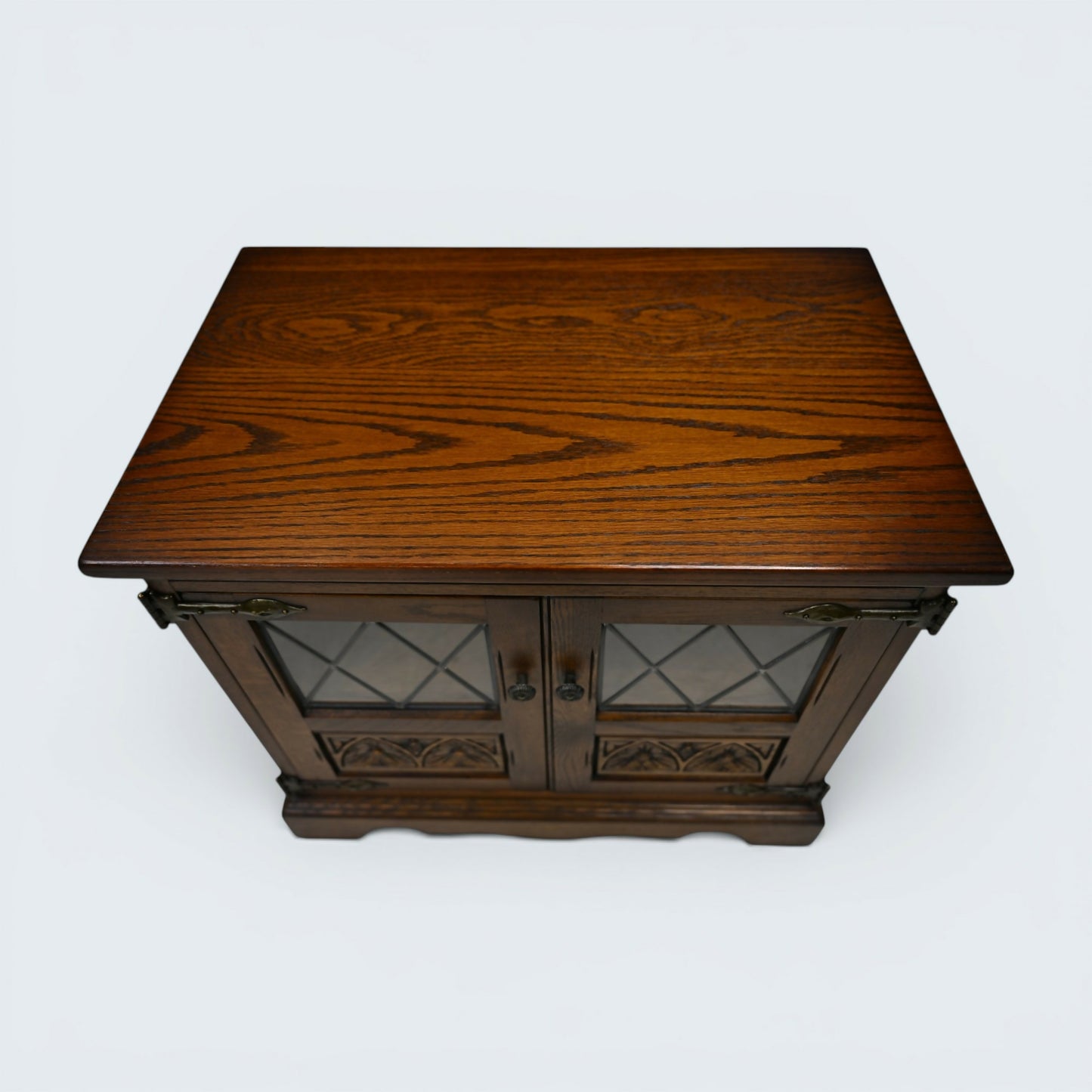 Old Charm TV Stand Video Cabinet Light Oak Made In England Free UK Delivery