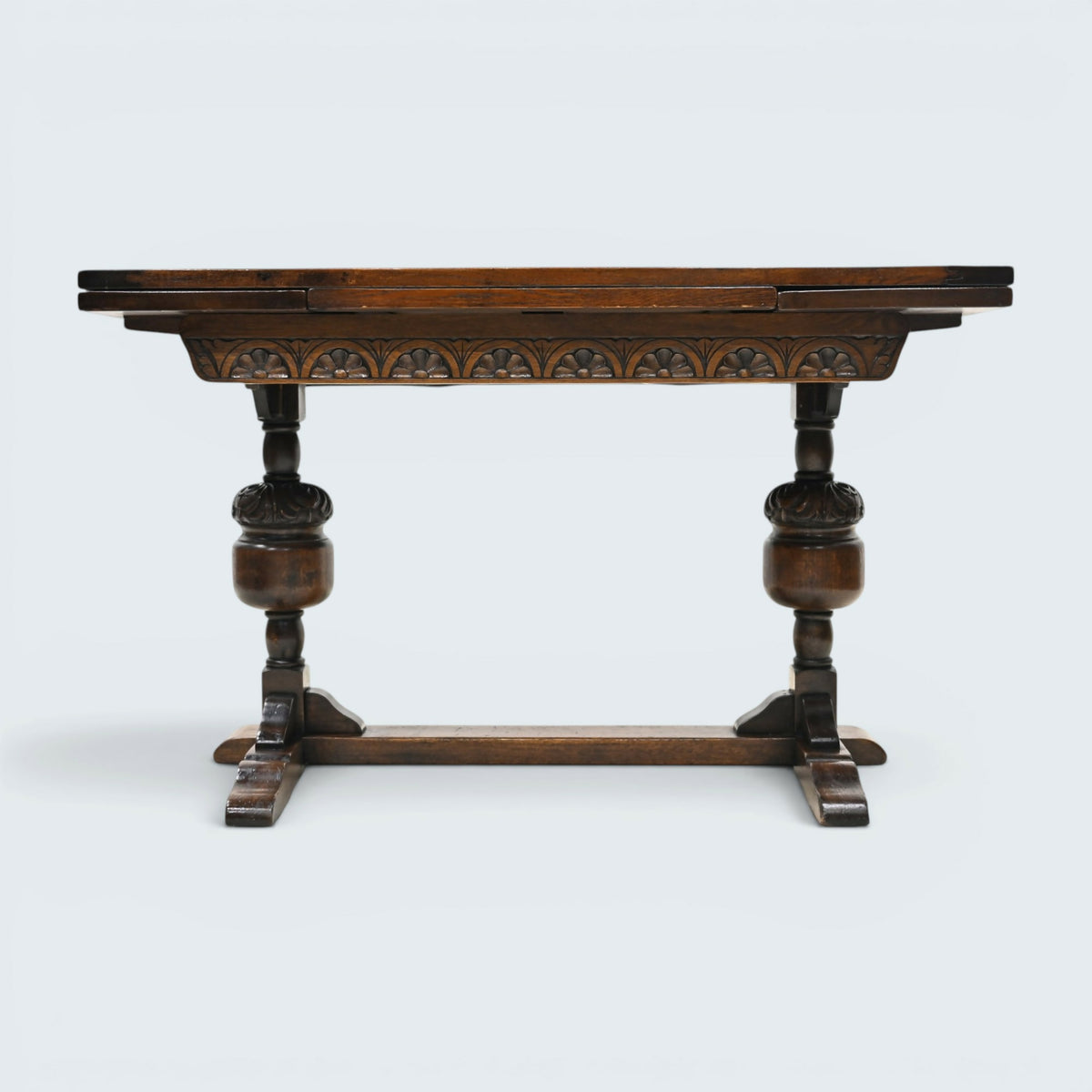 Oak Extending Dining Table Made By Jaycee Furniture Of Brighton FREE Delivery*