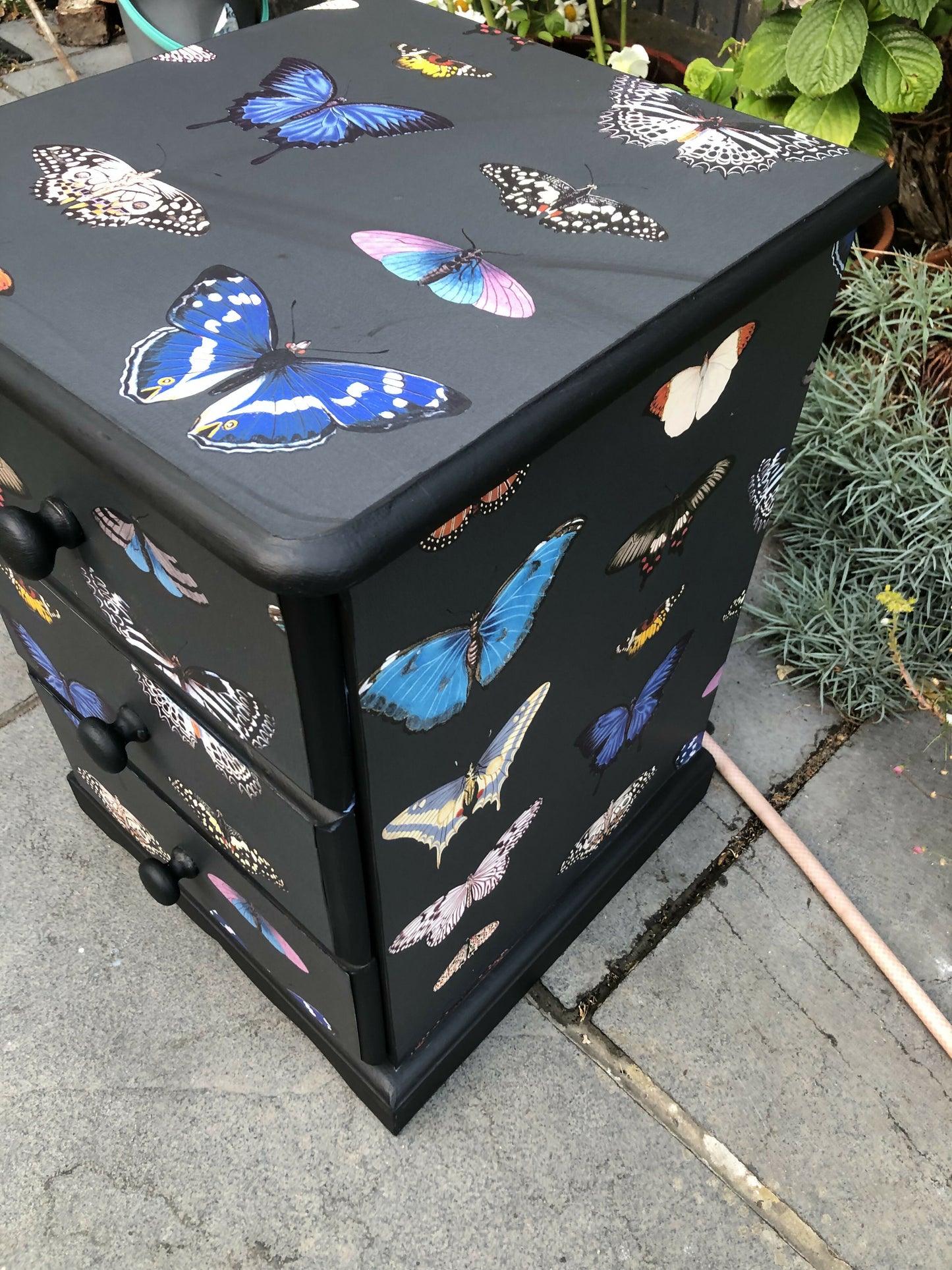 Bedside cabinet