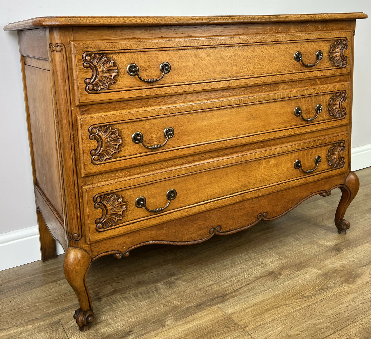 Chest of Drawers Vintage French Louis Oak 3 Drawers Carved Cabinet LOT 6259
