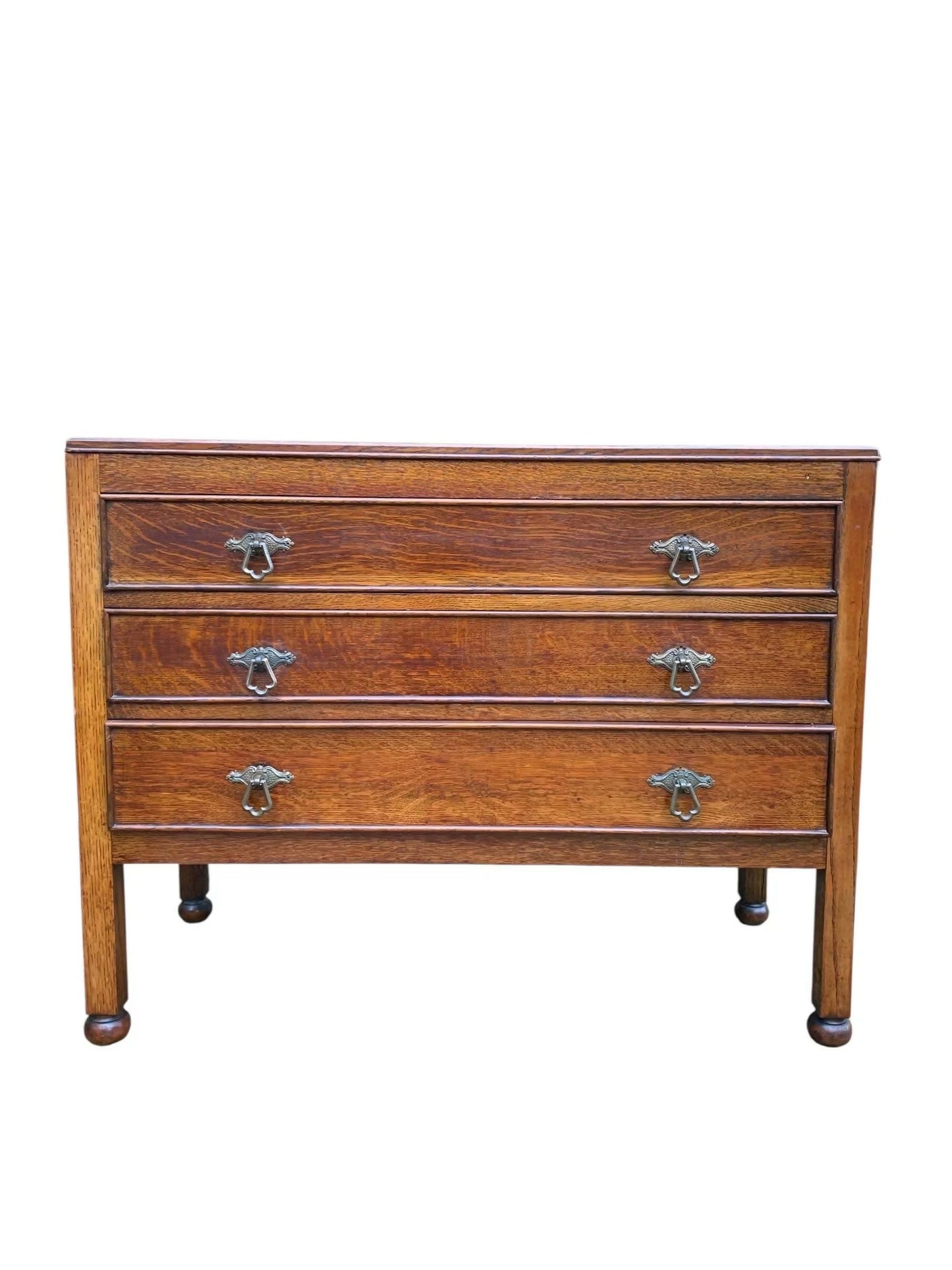 Art Deco period Oak chest of drawers.