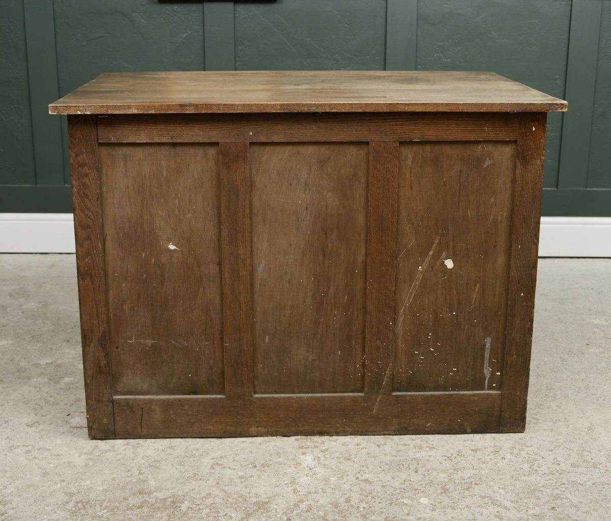 Old Oak Kneehole Desk with Drawers - Lovely Patina