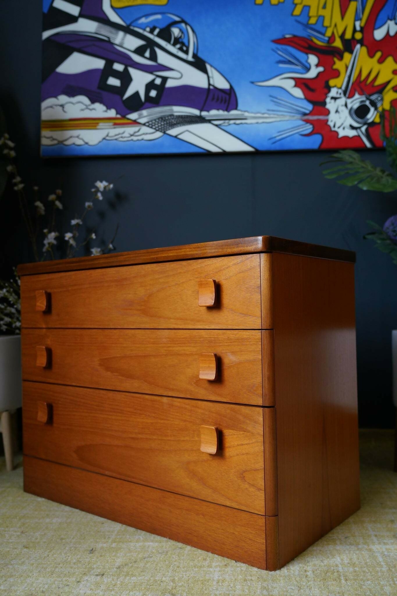 Vintage Mid Century Stag Chest Of Drawers – Timeless British Craftsmanship