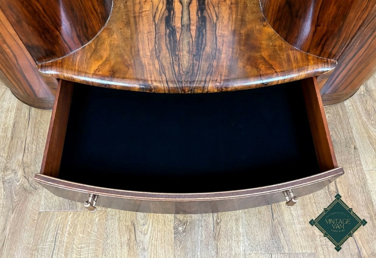 Art Deco dressing table