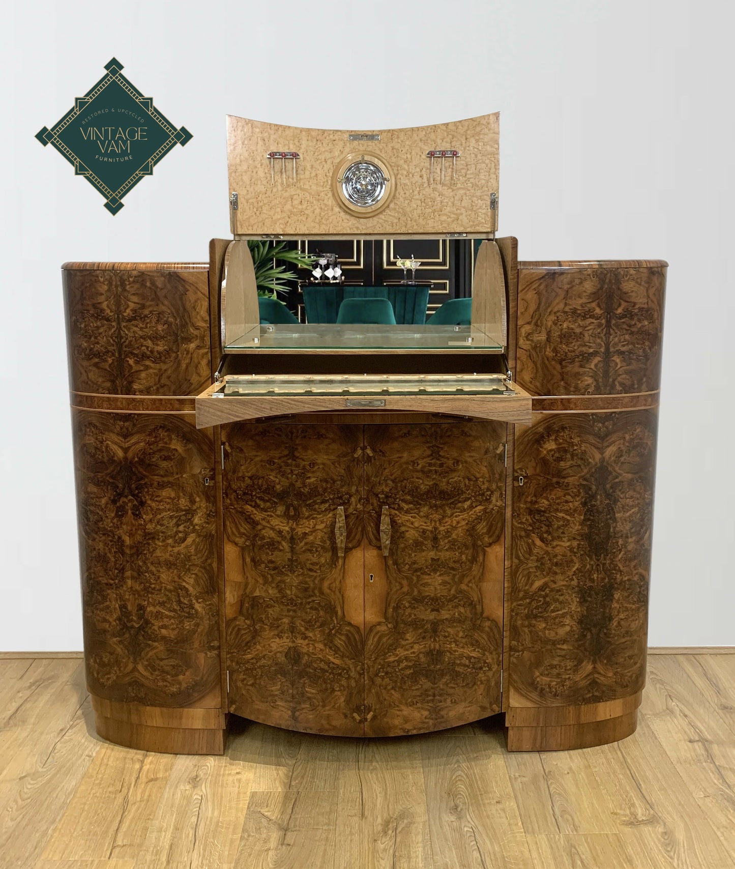 Art Deco drinks cocktail cabinet